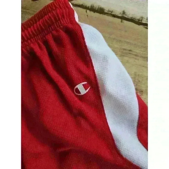 Run Disney Champion Double Dry Women’s Shorts Size Large Red - Picture 8 of 9